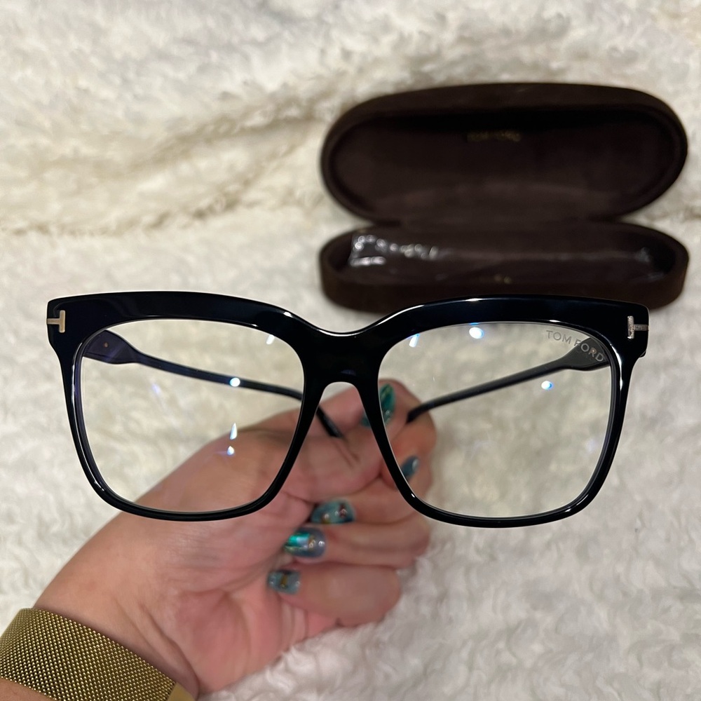 Tom Ford Classic Black Frame with Blue Light Lenses - Picture 4 of 4